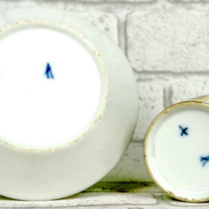 Porcelaine de Paris - Manufacture de Locre, tasse et sa soucoupe, début XIXe s