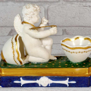 Porcelaine de Paris, rare encrier d'époque Empire, XIXe s