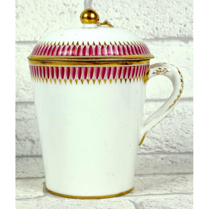 Paris porcelain covered trembling cup and saucer, late 18th century