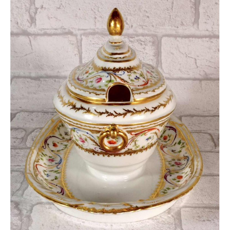 Porcelaine de Paris - Manufacture du Duc d'Angoulême, bedekt suikerpotje, 18e eeuw