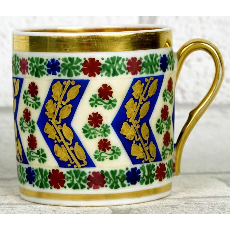 Porcelaine de Paris, tasse et soucoupe - début XIXe s