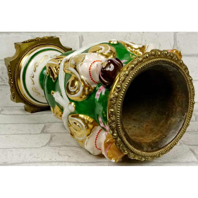 Porcelain vase with caryatid decoration and gilt bronze mounting, 19th c