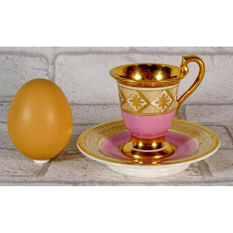 Parijs porselein, kleine kop en schotel, vroeg 19e eeuw