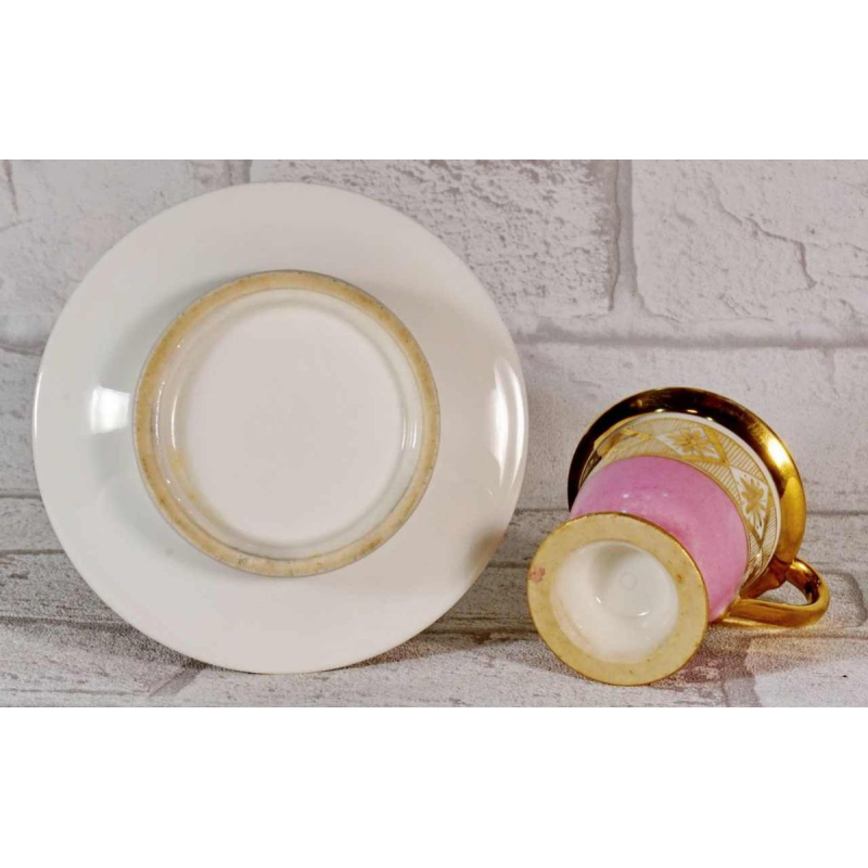 Porcelaine de Paris, petite tasse et soucoupe, début XIXe s