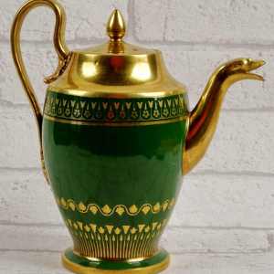 Porcelaine de Paris - Manufacture de Dagoty, teapot, Empire style, 19th century