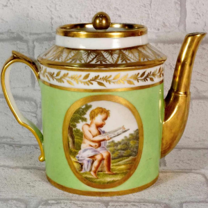 Paris porcelain, coffee/tea pot, early 19th century
