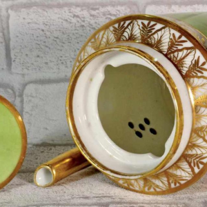 Parijs porselein, koffie/thee pot, vroeg 19e eeuw