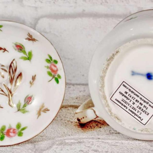 Porcelaine de Paris - Manufacture de Locre, cream or juice pot, 18th century