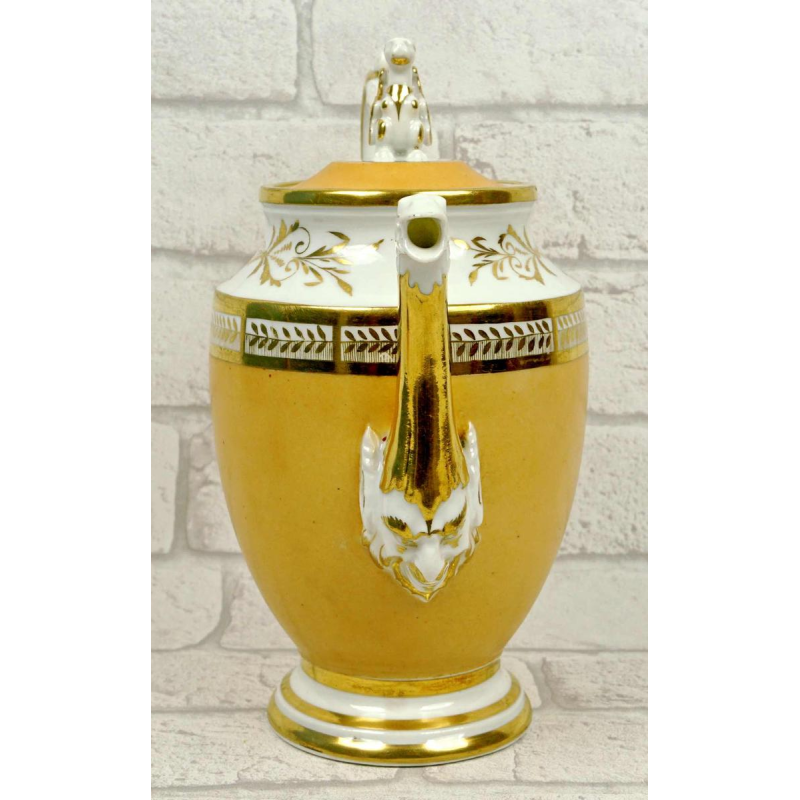 Porcelaine de Paris, grande cafetière - théière, début XIXe s