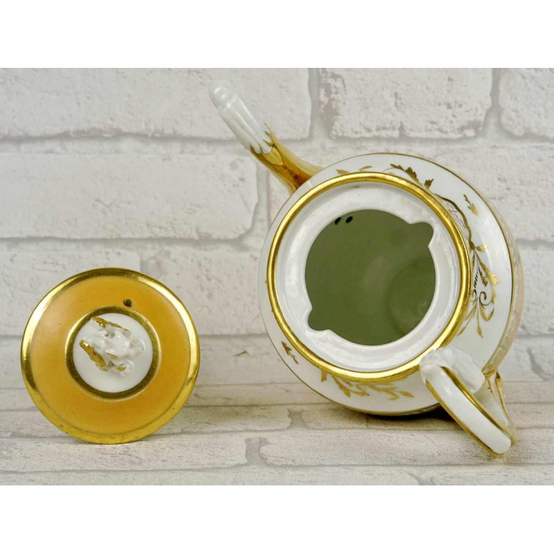 Porcelaine de Paris, grande cafetière - théière, début XIXe s