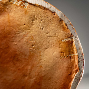 Jules Guérin, zoömorfe keramische sculptuurvaas "Inca / Azteekse vogel" steengoed uit Bouffioulx jaren 1950