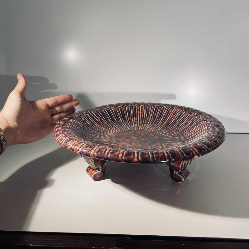 Jean Luce pour Villeroy & Boch Luxembourg Septfontaines, coupe / plat Art Déco tripode en céramique N°267