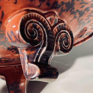 Jean Luce pour Villeroy & Boch Luxembourg Septfontaines, coupe / plat Art Déco tripode en céramique N°267