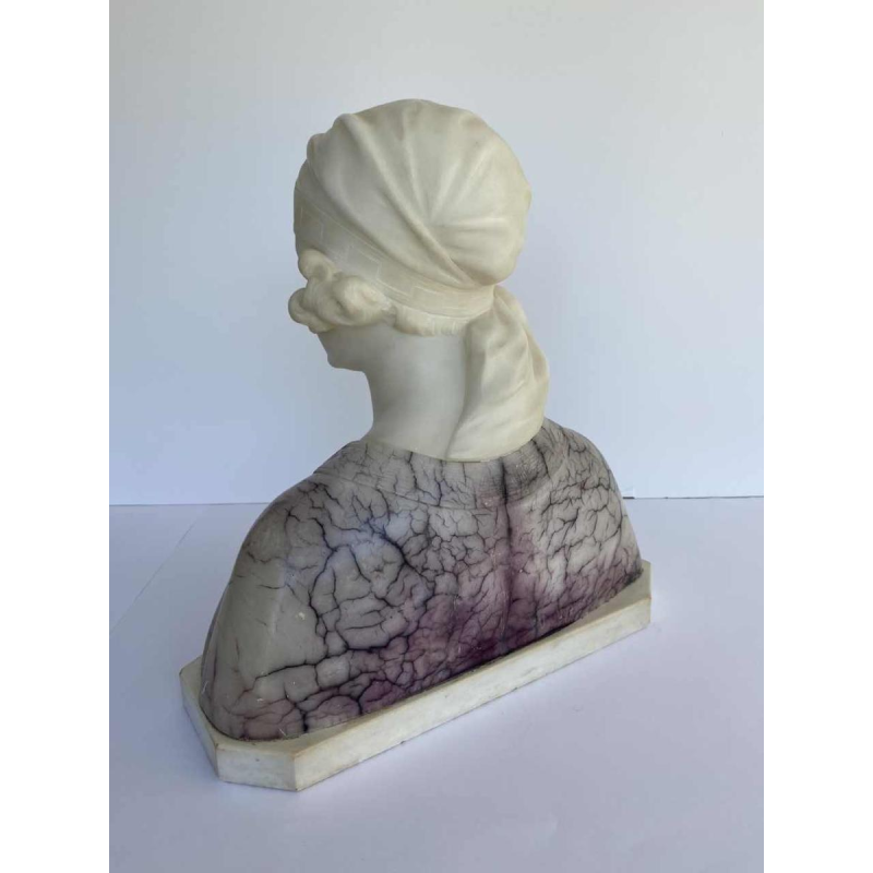 Gustave Van Vaerenbergh Bust of a woman Art Nouveau sculpture in alabaster, ca 1900