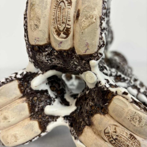 Marius Giuge pour Vallauris, grand candélabre en céramique émaillée, ca 1960-1980