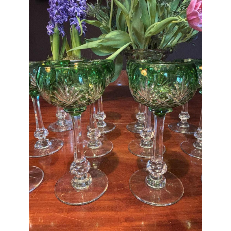 Cristallerie Saint Louis, suite de 10 verres à vin Roemer en cristal, modèle Massenet, XXe s