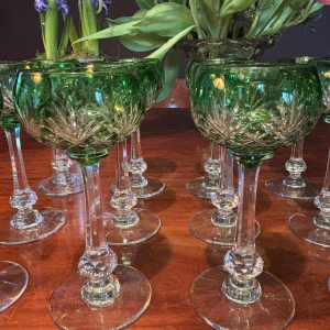 Cristallerie Saint Louis, suite de 10 verres à vin Roemer en cristal, modèle Massenet, XXe s
