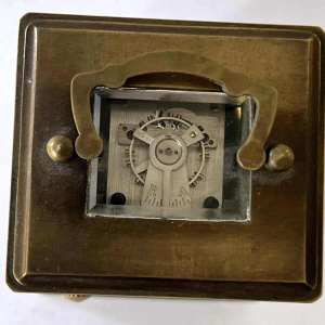 Hands, pendulette de voyage dans son boîtier en laiton, ca 1900