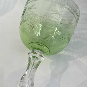 Val Saint Lambert, 8 verres à vin en cristal taillé, vers 1900