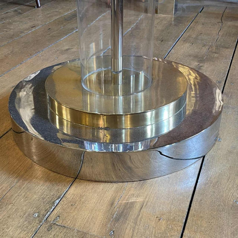 ROMEO REGA Tafel Hollywood Regency centraal voet acier chroom laiton plexi 1970s