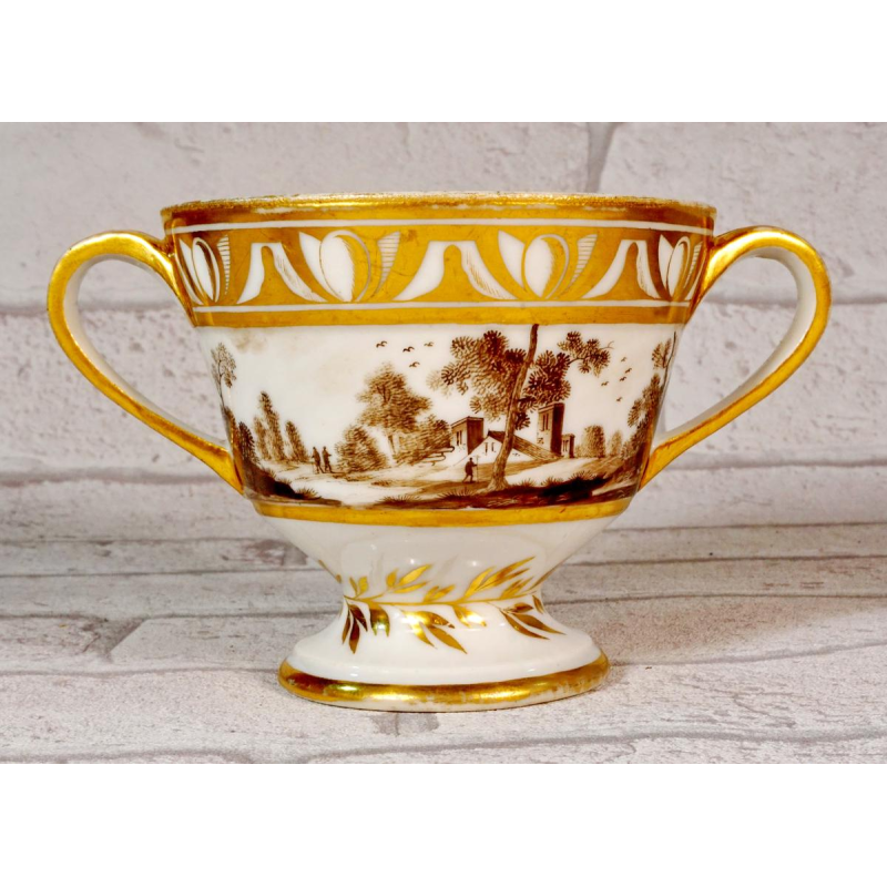 Porcelaine de Paris, grande tasse à chocolat et sa soucoupe, fin XVIIIe