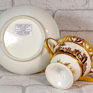 Porcelaine de Paris, grande tasse à chocolat et sa soucoupe, fin XVIIIe