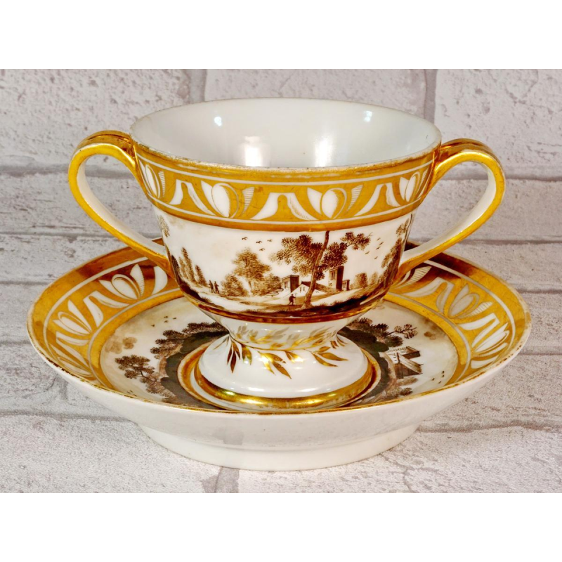 Paris porcelain, large chocolate cup and saucer, late 18th century