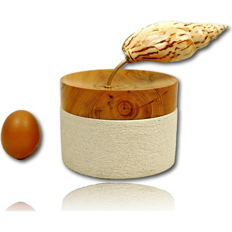 Isabelle Fustinoni "hydro" ceramic box covered with a lid