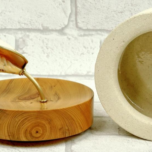 Isabelle Fustinoni "hydro" ceramic box covered with a lid