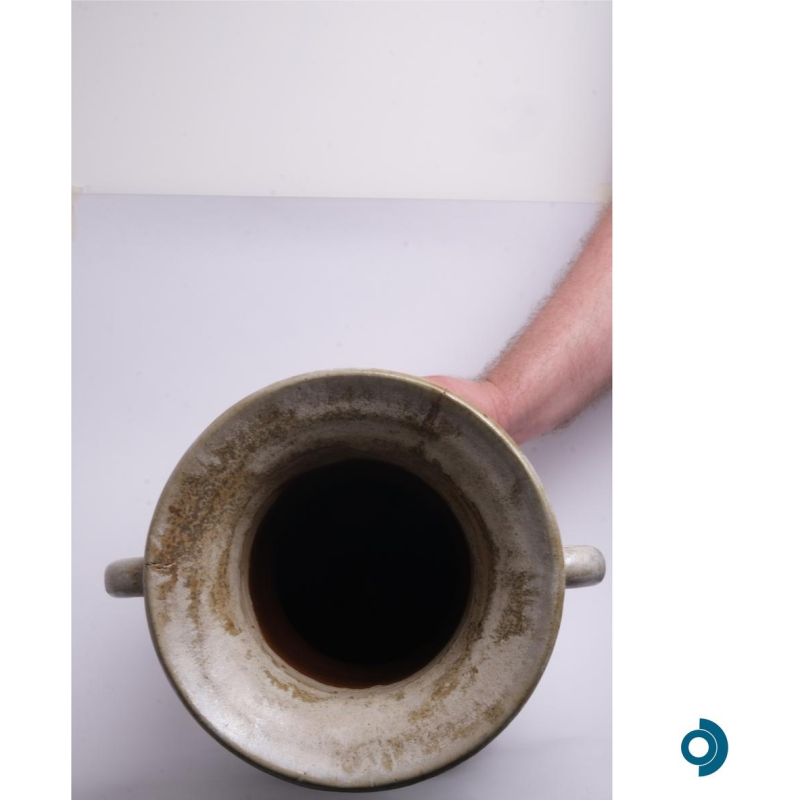 Vase en grès à décor d’oiseaux