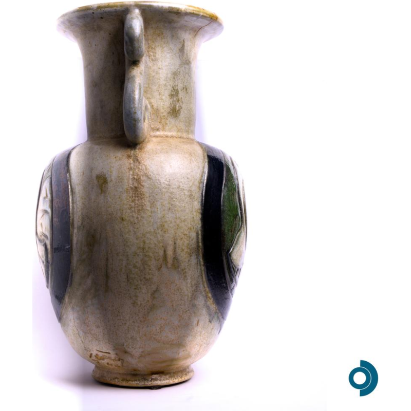 Vase en grès à décor d’oiseaux