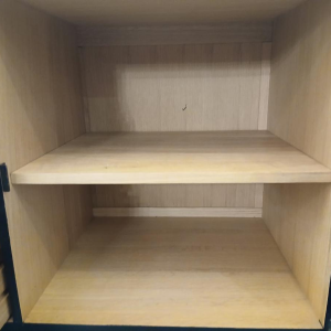 Buffet bar brutaliste noir – attribué à Batenburg – design sculptural et rare