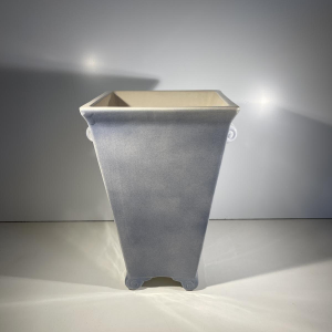 JEAN LUCE voor Villleroy & Boch Luxembourg, Art Deco vaas van keramiek met handvaten, ca 1930