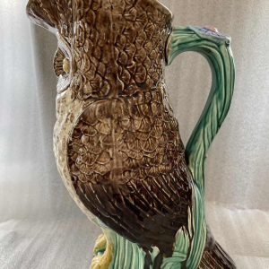 Nimy Mouzin-Lecat slipware schenkkan "CHOUETTE"