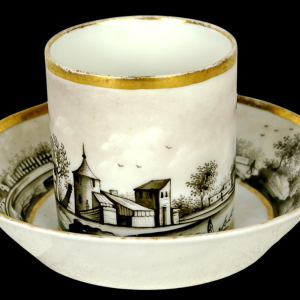 Porcelaine de Paris, tasse et sa soucoupe, fin XVIIIe