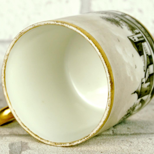 Porcelaine de Paris, tasse et sa soucoupe, fin XVIIIe