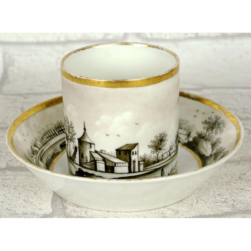 Porcelaine de Paris, tasse et sa soucoupe, fin XVIIIe