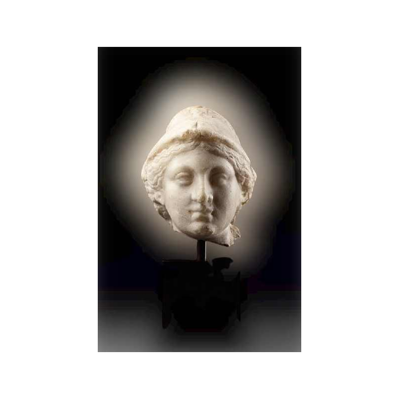 "La déesse Minerve" sculpture tête en marbre, époque romaine