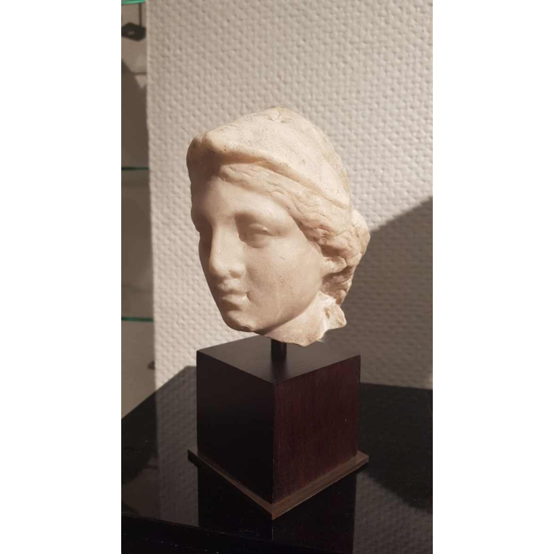 De godin Minerva marmeren hoofd sculptuur, Romeinse periode