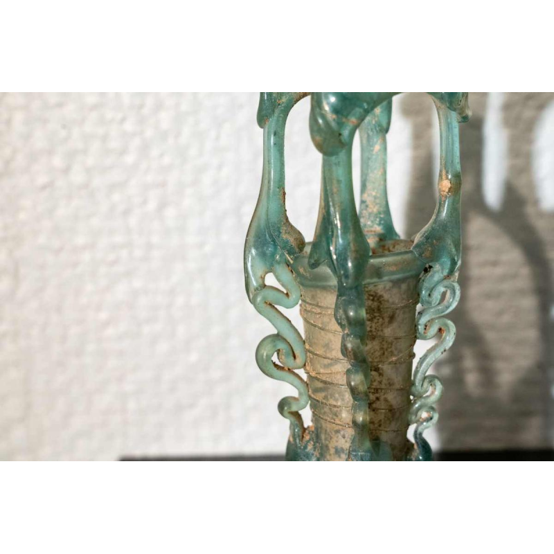 Verre romain en forme de panier. Bas-Empire romain, IVᵉ – Vᵉ siècle apr. J.-C.