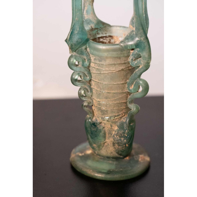 Romeins glas in de vorm van een mandje, Laat-Romeins Rijk, 4e-5e eeuw n.Chr.