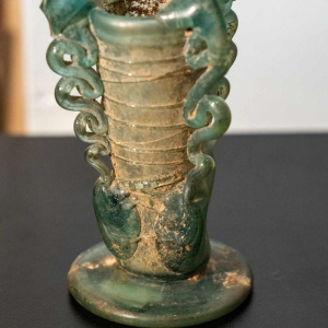 Romeins glas in de vorm van een mandje, Laat-Romeins Rijk, 4e-5e eeuw n.Chr.