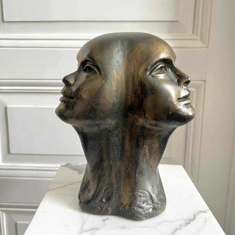 Charles DELPORTE “Regard de Lumière“, sculpture in patinated resin, 20th century