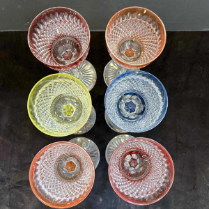 Val Saint Lambert, 6 verres a vin, cristal clair doublé et taillé