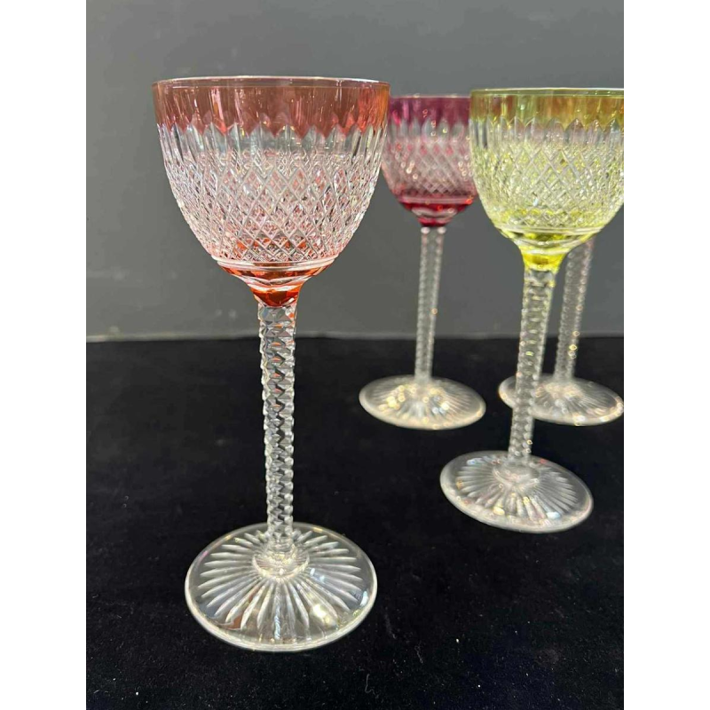 Val Saint Lambert, 6 verres a vin, cristal clair doublé et taillé