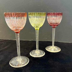 Val Saint Lambert, 6 verres a vin, cristal clair doublé et taillé