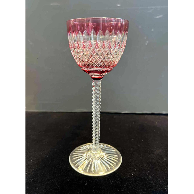 Val Saint Lambert, 6 verres a vin, cristal clair doublé et taillé