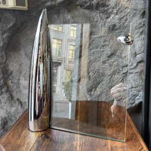 Fotolijst Philippe Starck 'Shark', verchroomd staal en glas, 1989