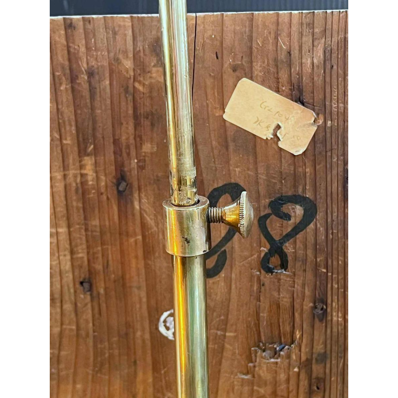 Hollywood Regency tafellamp in Chinese stijl van verguld messing, gebeeldhouwd en gelakt hout, ca 1970