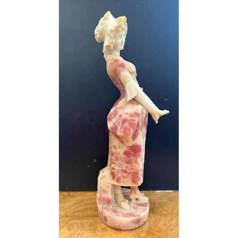 Young woman, sculpture in pink-tinted alabaster, Italian work circa 1900